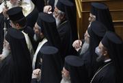 Έως και 4.671 ευρώ τον μήνα οι αρχιερείς: Το ΦΕΚ για τους νέους, κατά 95% «φουσκωμένους», μισθούς