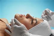 Το botox μας κάνει πιο ευτυχισμένους; Τι λένε οι επιστήμονες