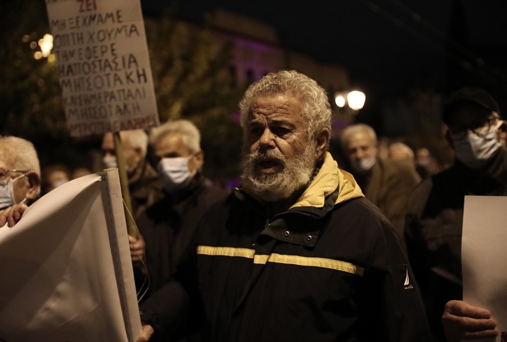 Νίκος Μανιός Νίκος Μανιός