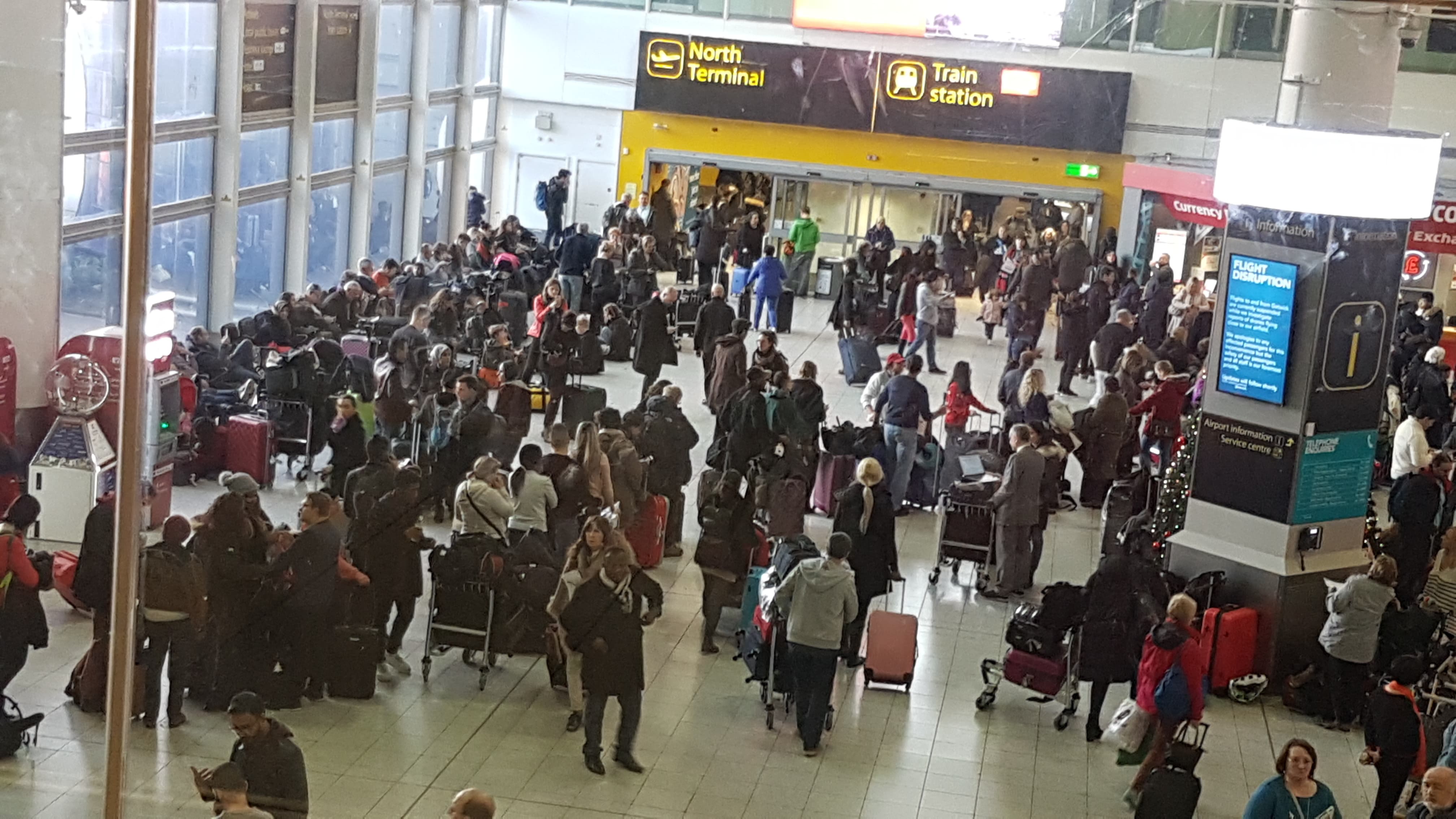 gatwick (5).jpg gatwick (5).jpg