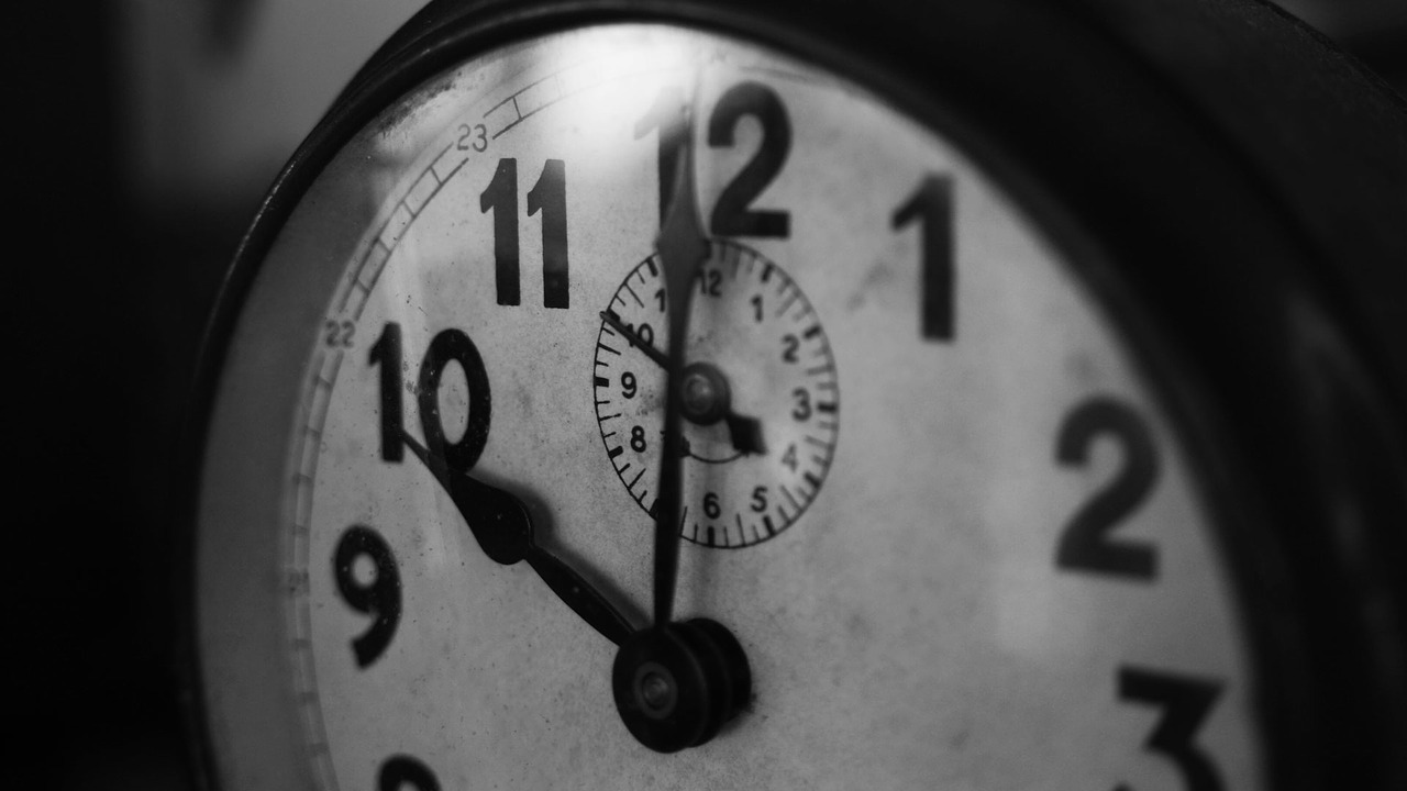 clock-1031503_1280.jpg ρολόι