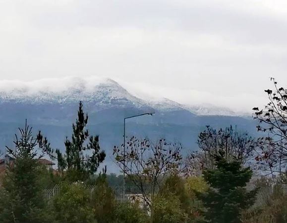 hionia.jpg Χιόνια στα Τρίκαλα και σε Ιωάννινα