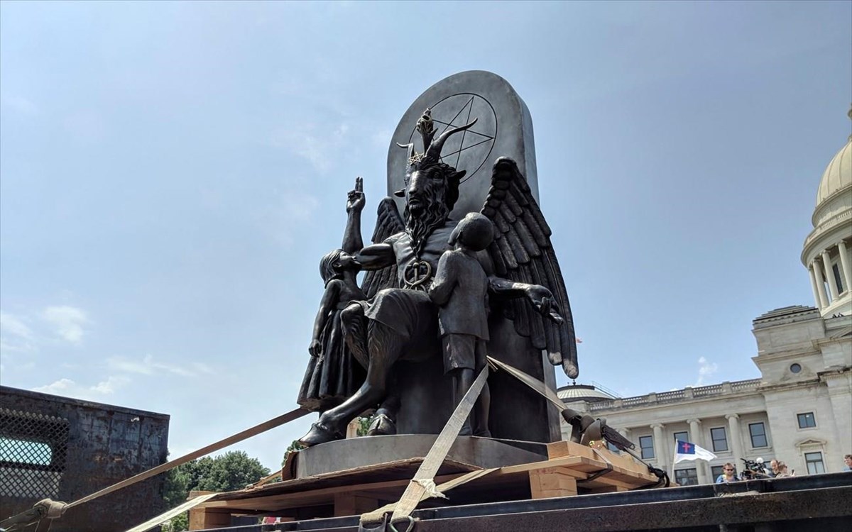 satanic-temple.jpg satanic-temple.jpg