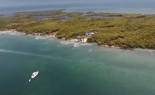 sex-island_2.jpg sex-island_2.jpg