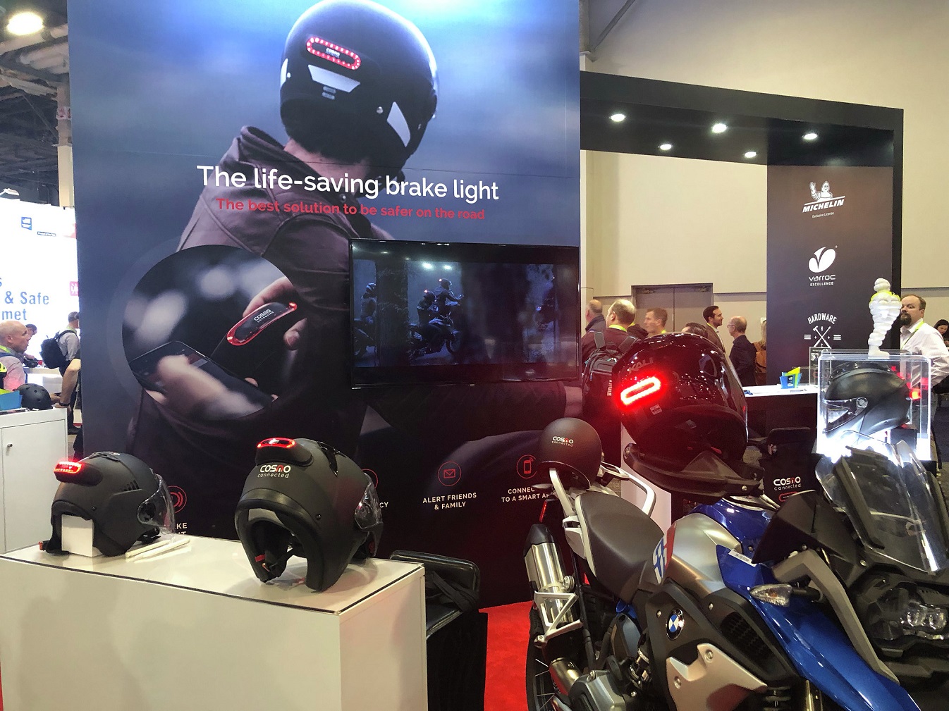 ces-3.jpg ces-3.jpg
