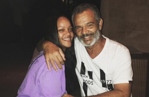 rihanna-pateras.jpg rihanna-pateras.jpg