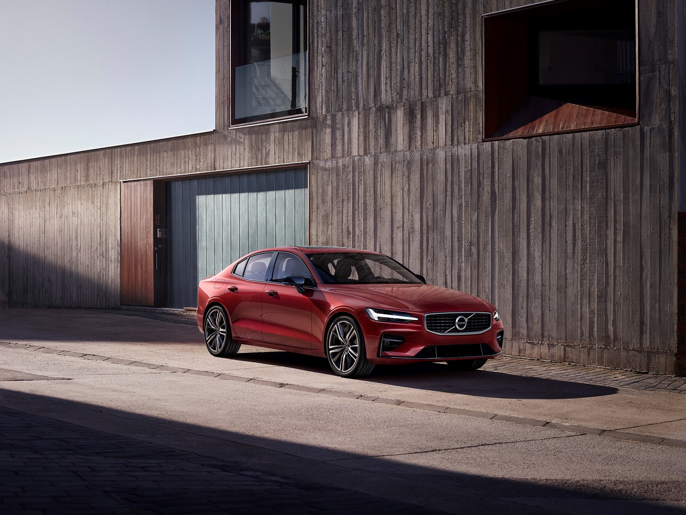 volvo_s60_r-design_new_1.jpg volvo_s60_r-design_new_1.jpg