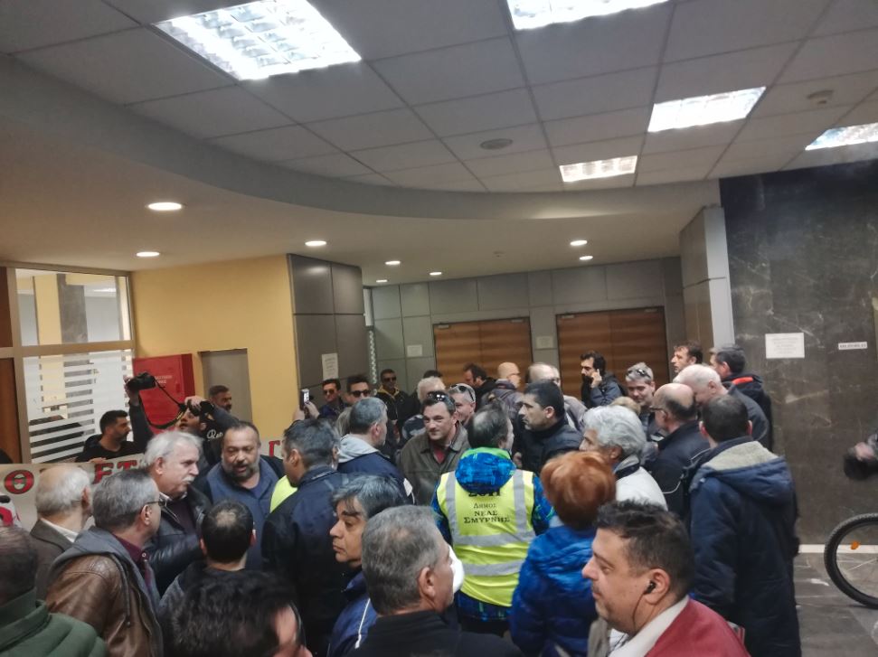 poea.jpg Εισβολή στο υπουργείο Οικονομίας