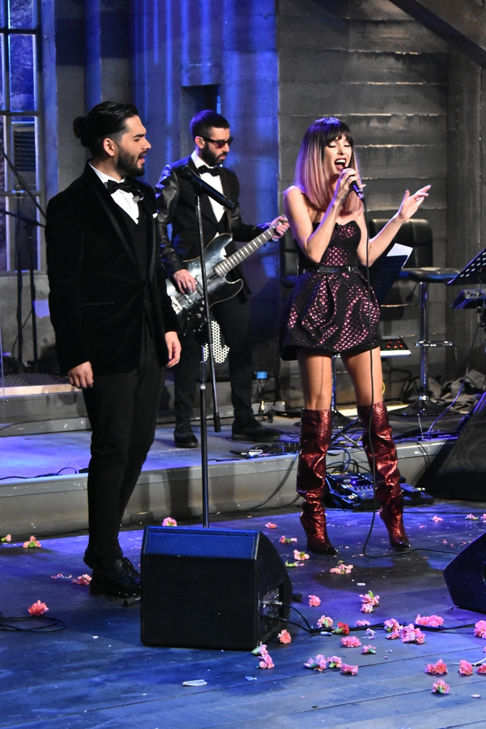 stin_ygeia_mas02.jpg Στην υγειά μας