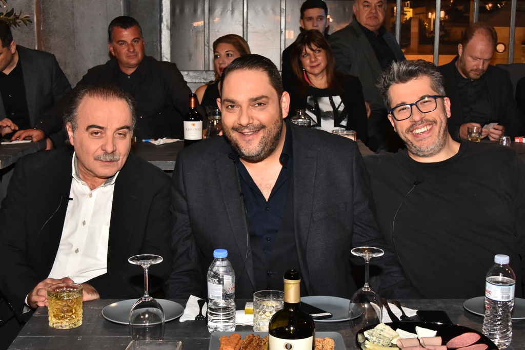 Στην Υγειά μας ρε παιδιά Στην Υγειά μας ρε παιδιά