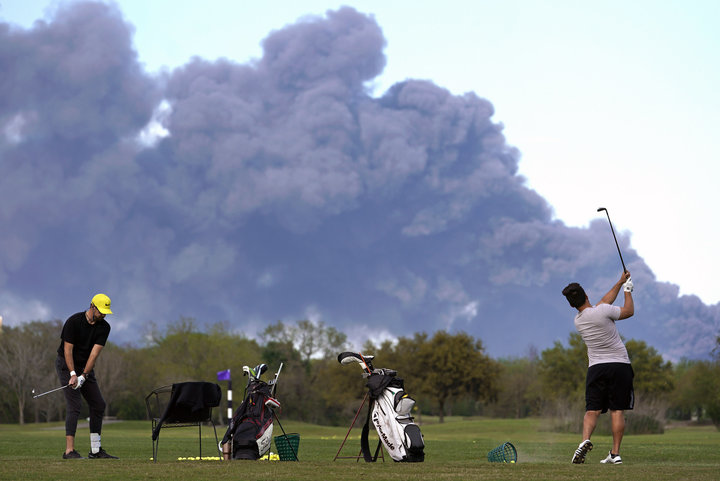 golfpetr.jpeg golfpetr.jpeg