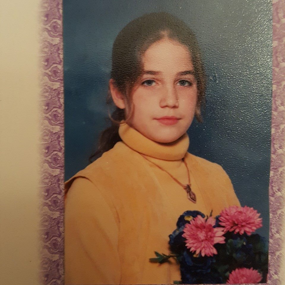 stikoudi-paidiki-ilikia.jpg stikoudi-paidiki-ilikia.jpg
