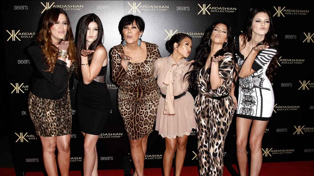 kardashian-family.jpg Καρντάσιαν