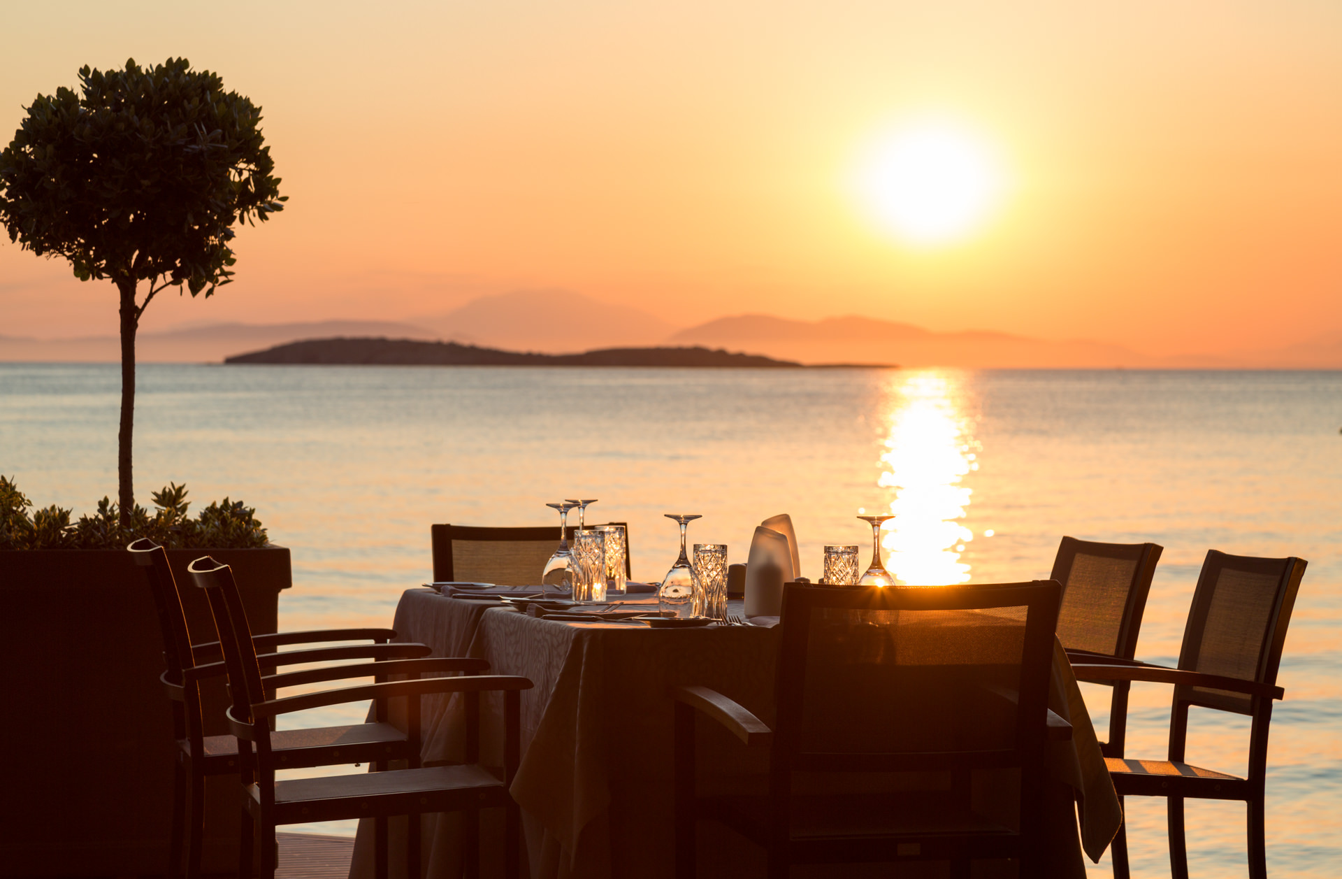 mythosbydivanirestaurant_1.jpg mythosbydivanirestaurant_1.jpg