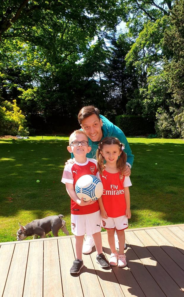 ozil-3.jpg ozil-3.jpg