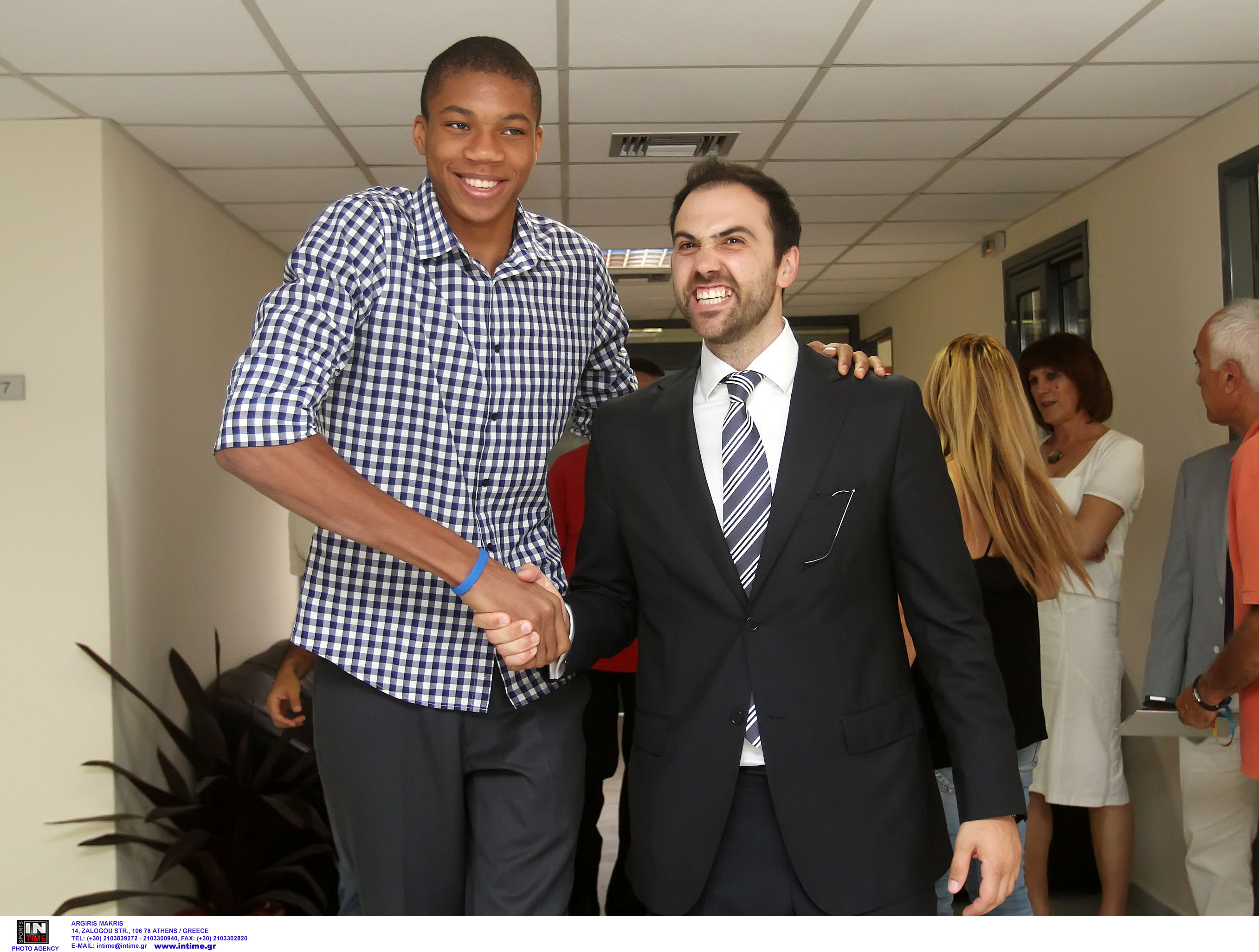 1003411.jpg Πάνου, Αντετοκούνμπο