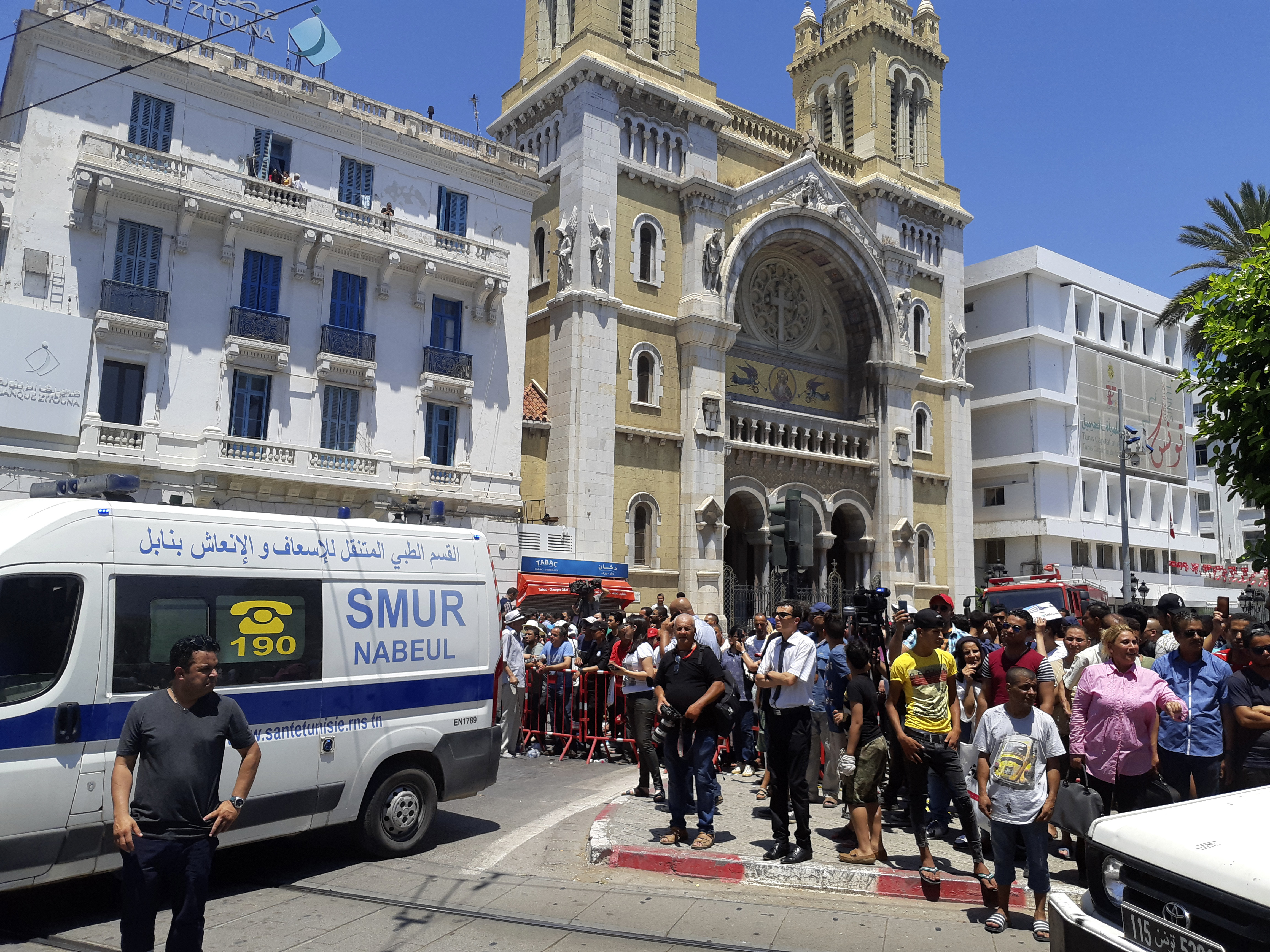 ap_19178431124694.jpg Επίθεση καμικάζι στην Τυνησία
