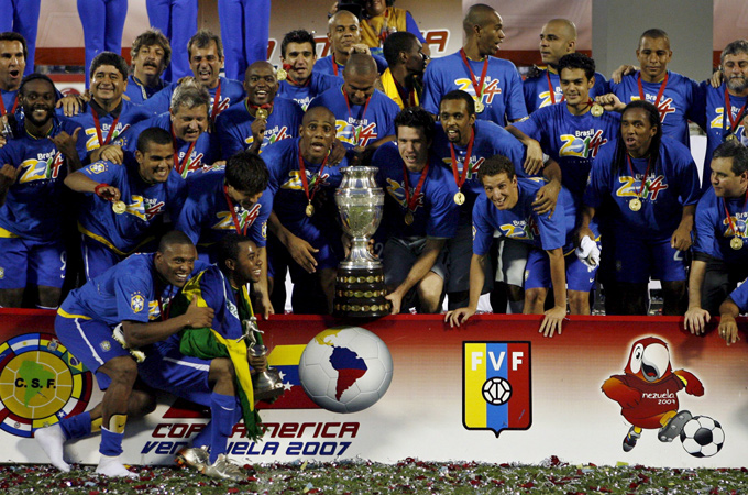 gilberto_silva-1.jpg gilberto_silva-1.jpg
