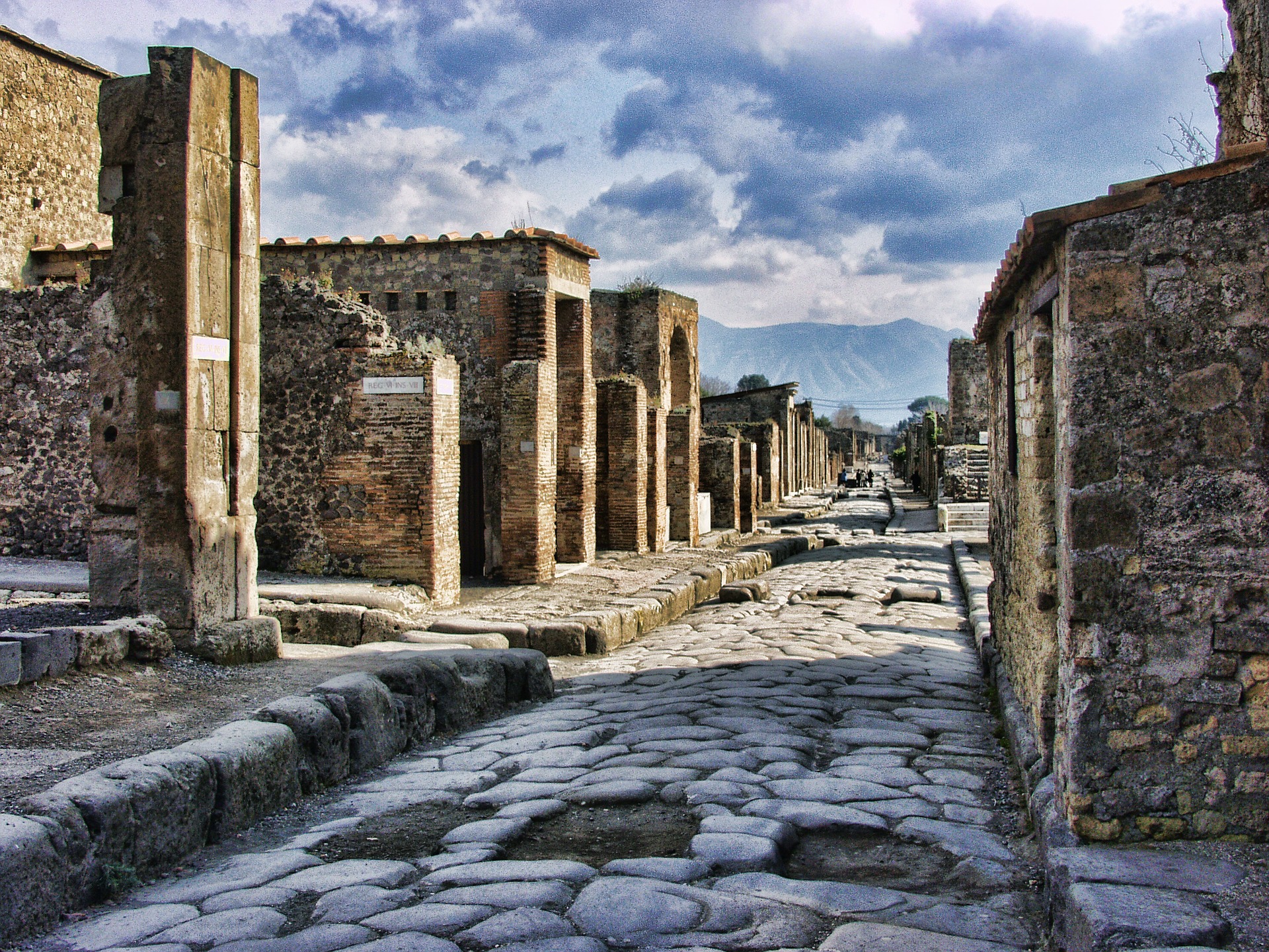pompeii-2375135_1920.jpg pompeii-2375135_1920.jpg