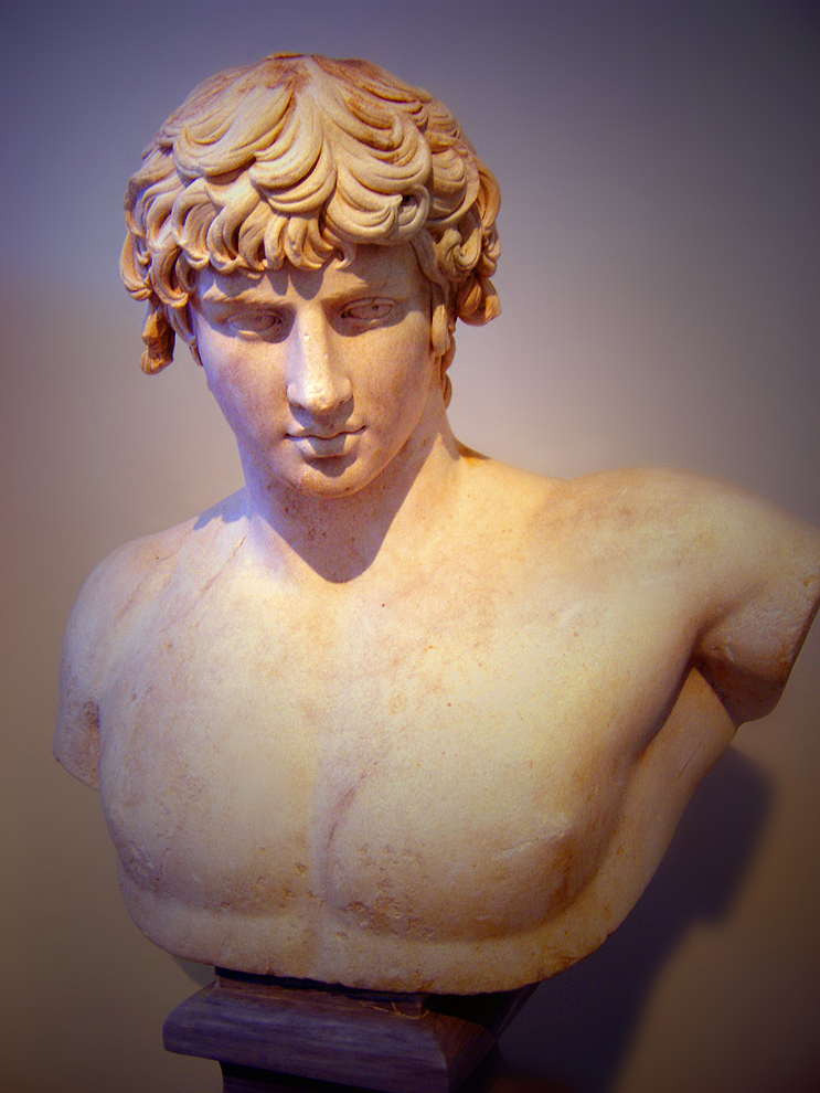 0024man-antinous.jpg 0024man-antinous.jpg
