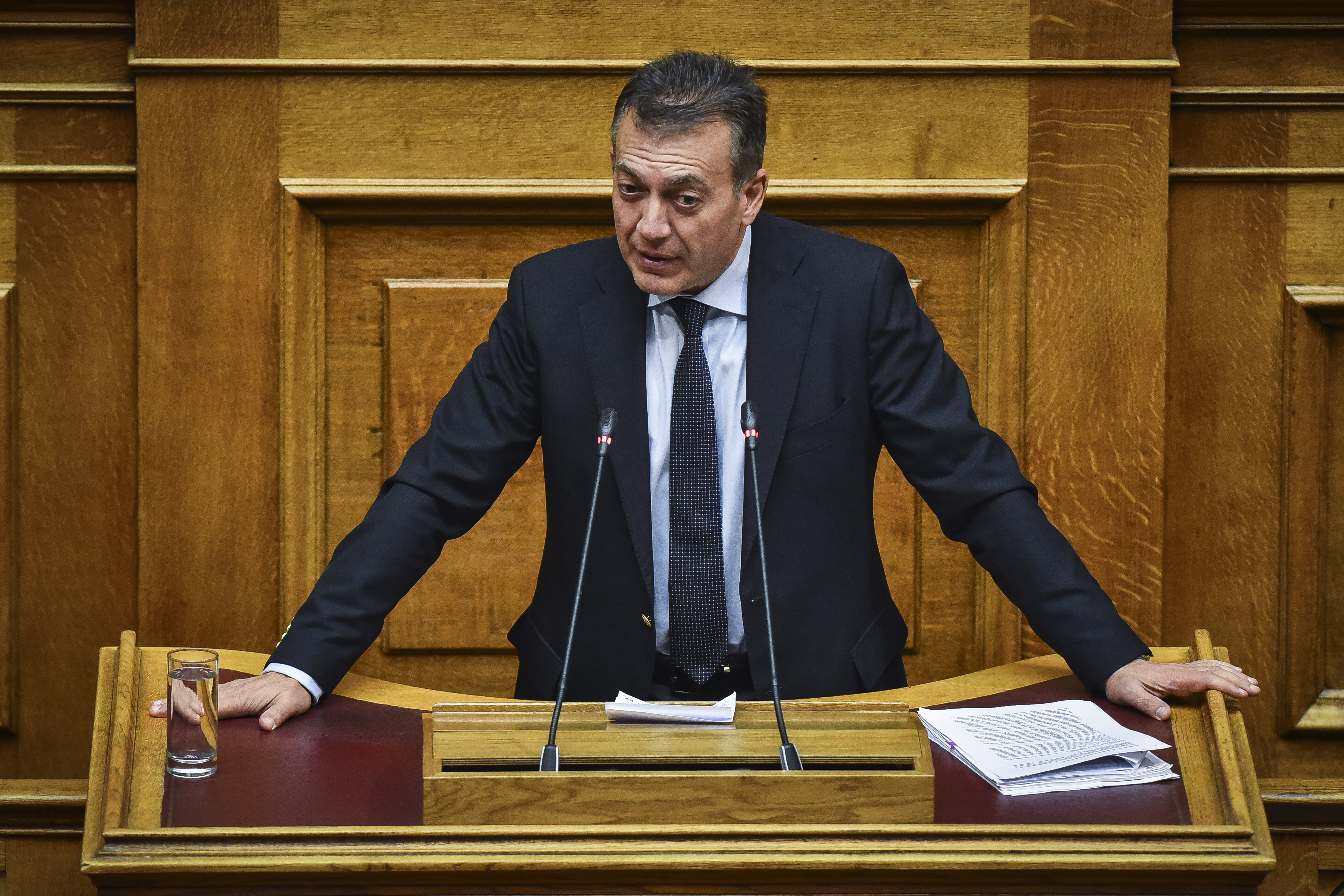 4504076.jpg Βρούτσης