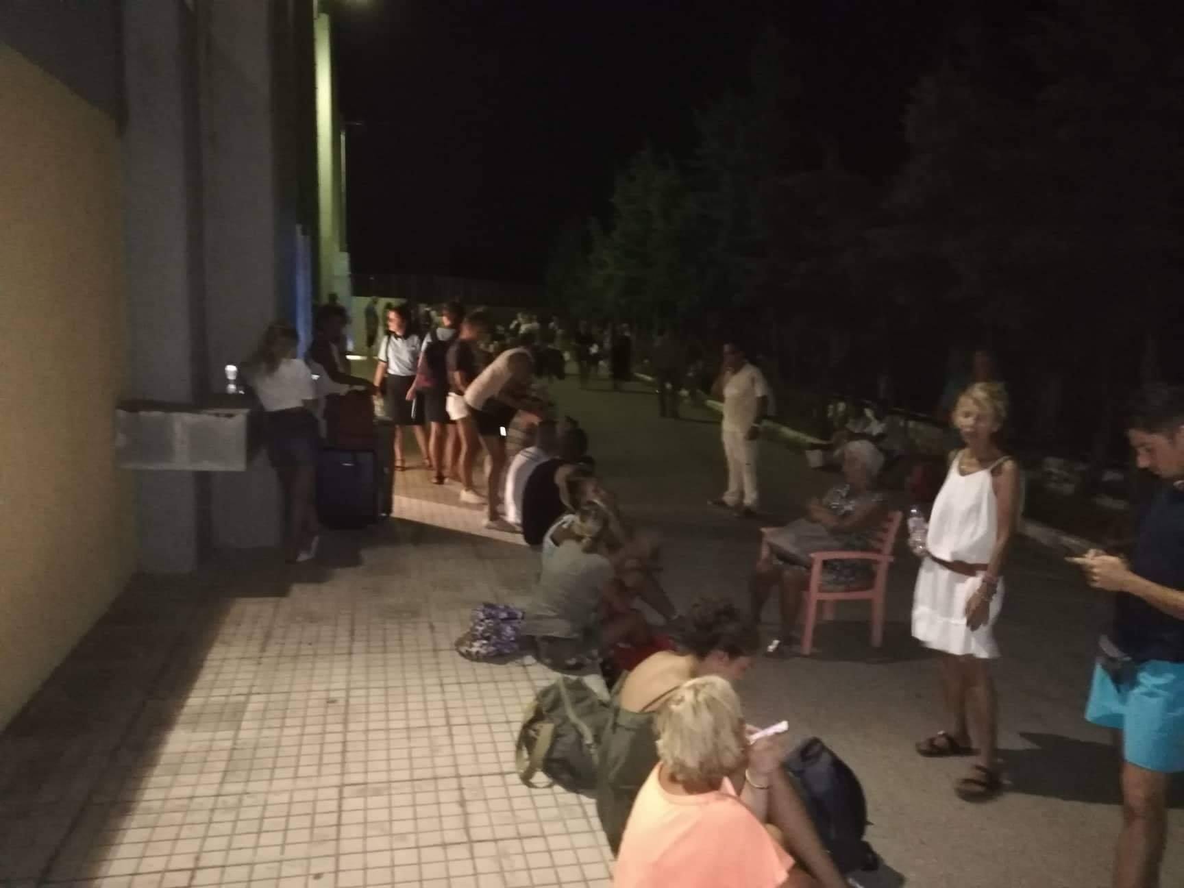 touristes-samos2.jpg τουρίστες, Σάμος