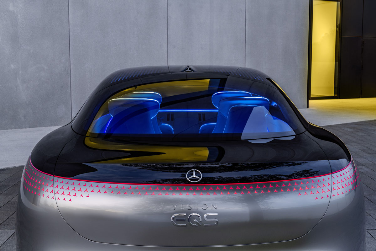 19c0690_121_copy.jpg Mercedes EQS