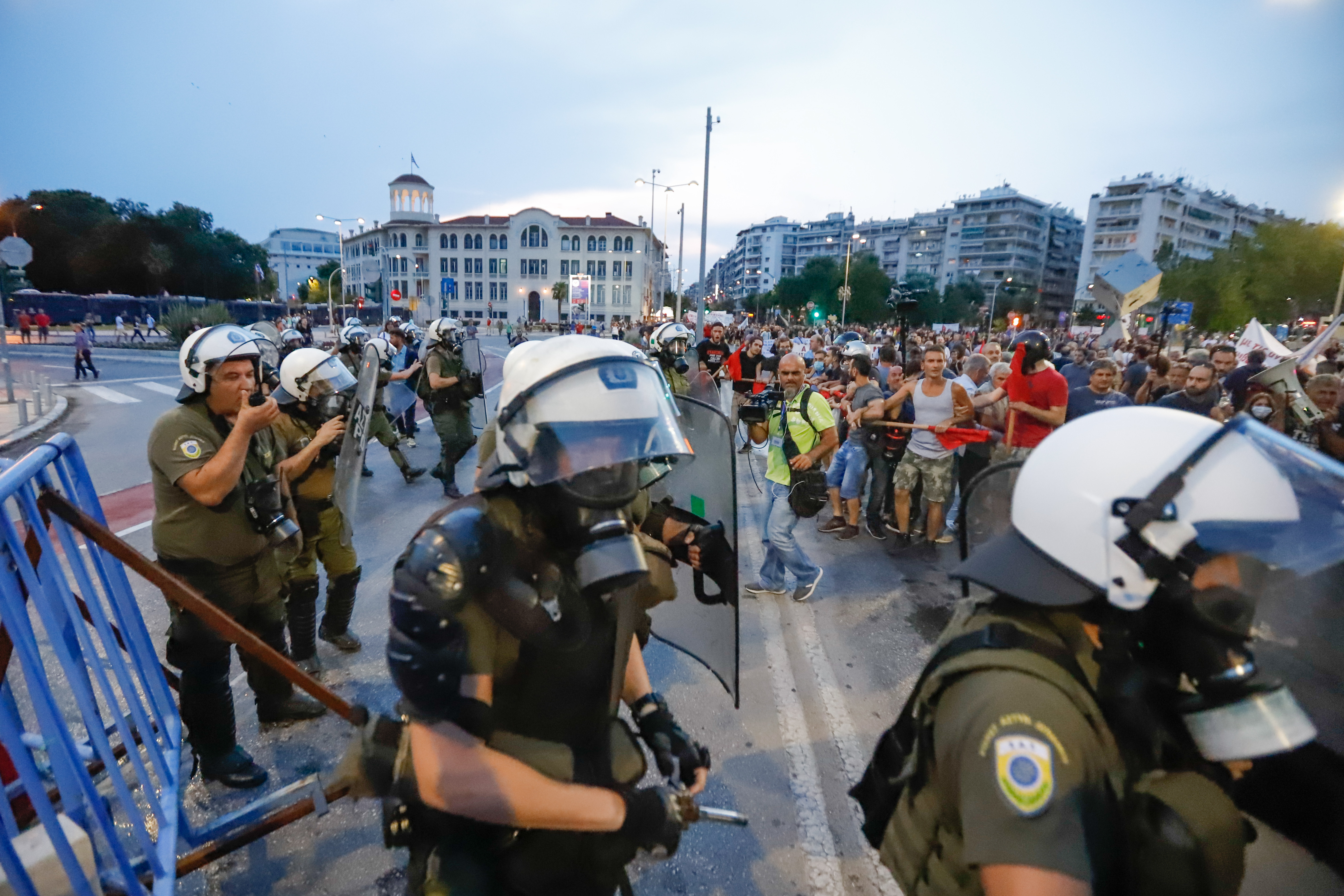4891010.jpg Ένταση στη ΔΕΘ