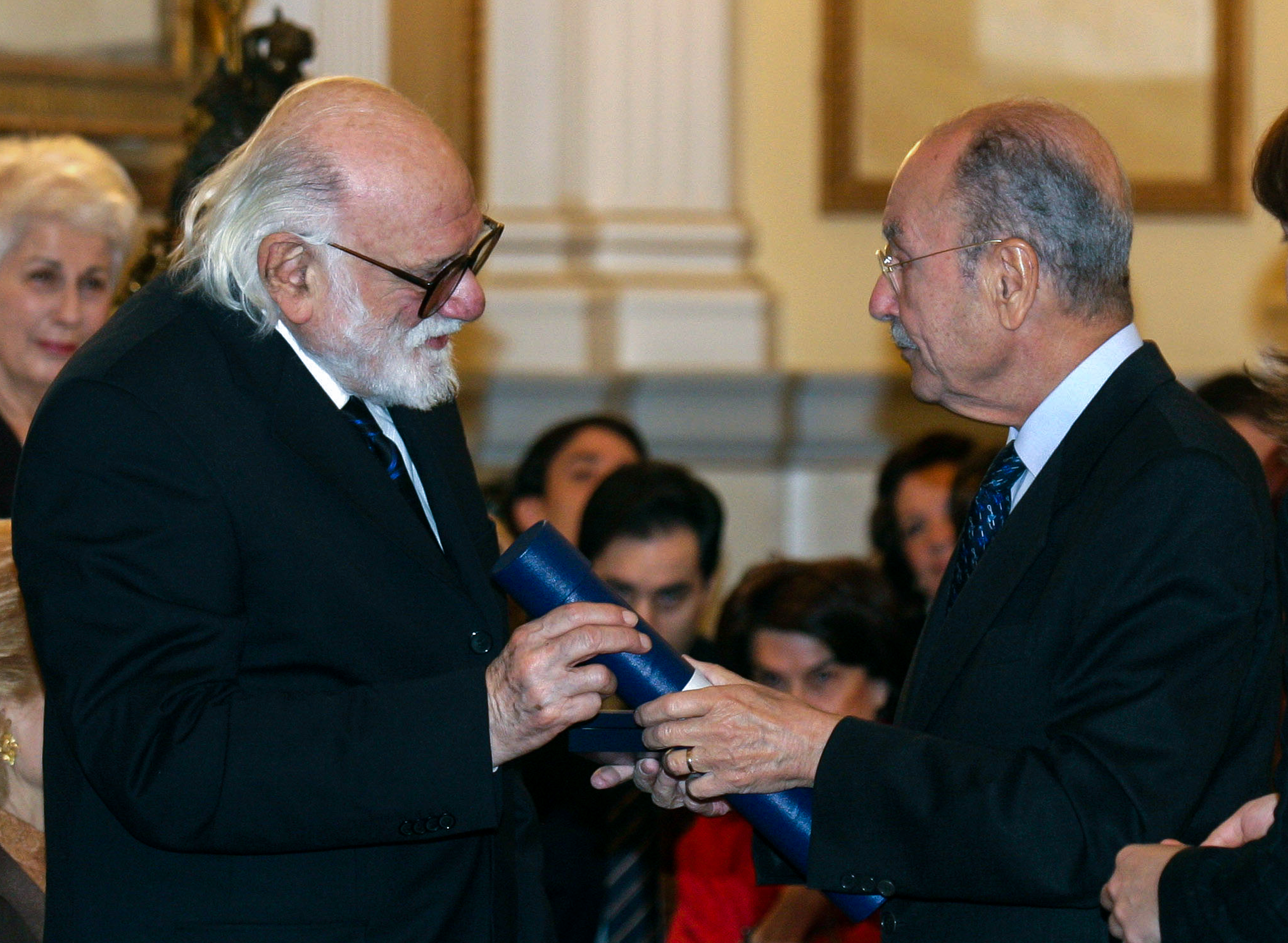 4895433.jpg Νάνος Βαλαωρίτης