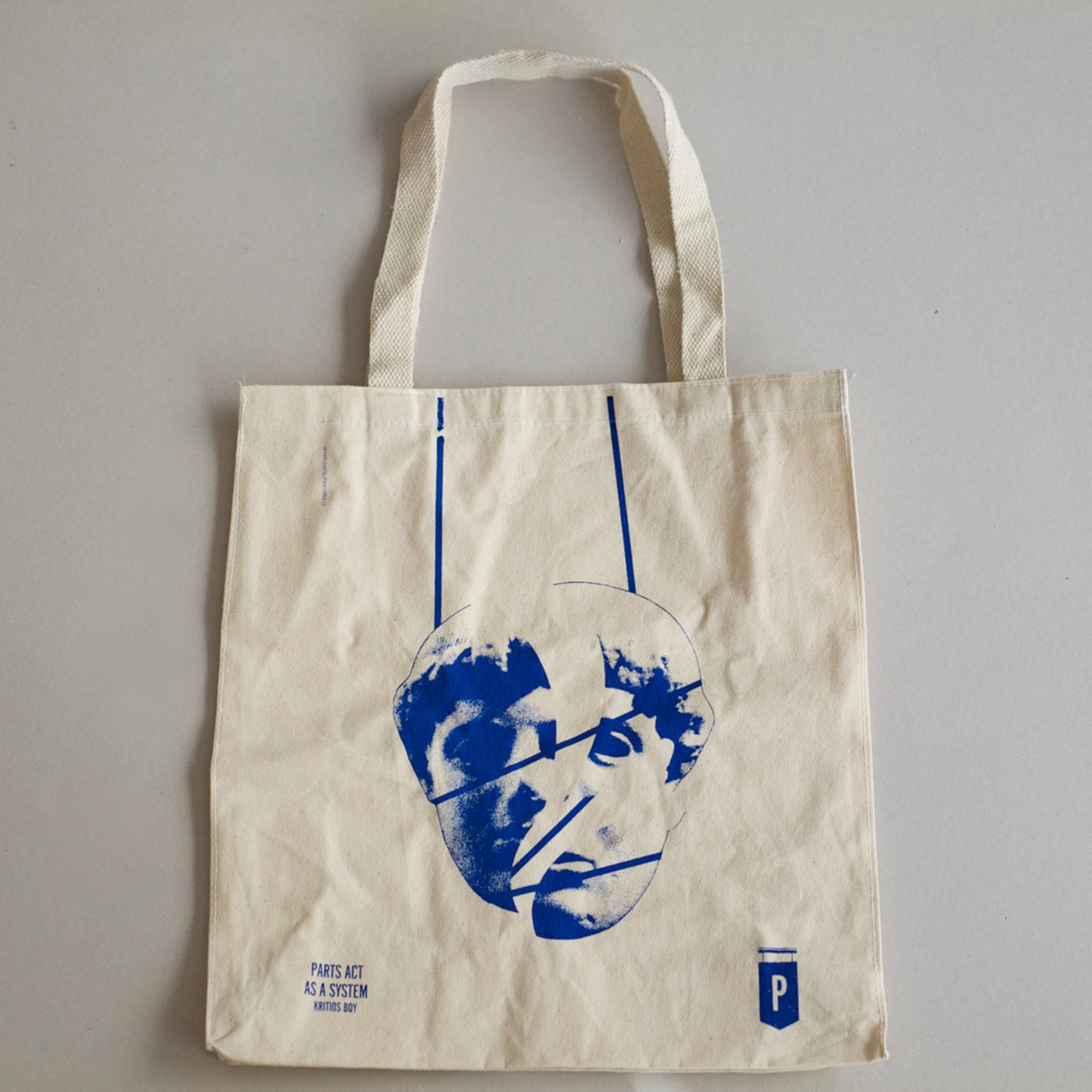 kritios_bag_parafernalia_.jpg kritios_bag_parafernalia_.jpg