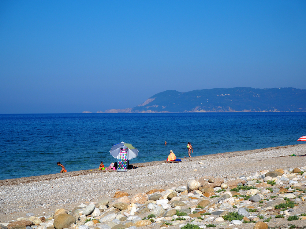 p7310921_paralia_lyri.jpg p7310921_paralia_lyri.jpg