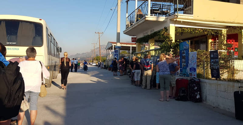 touristes-leoforeia-fotia-kefalonia-14-9-2019.jpg touristes-leoforeia-fotia-kefalonia-14-9-2019.jpg