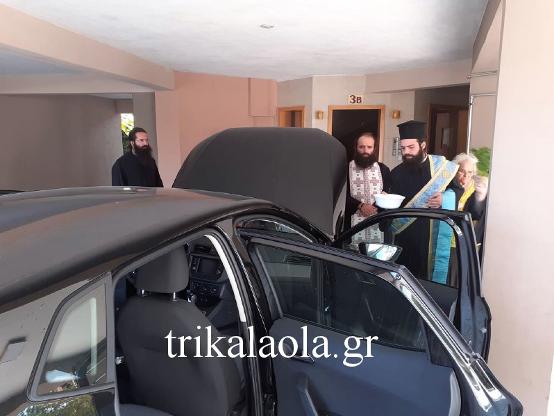 agiasmos1.jpg agiasmos1.jpg