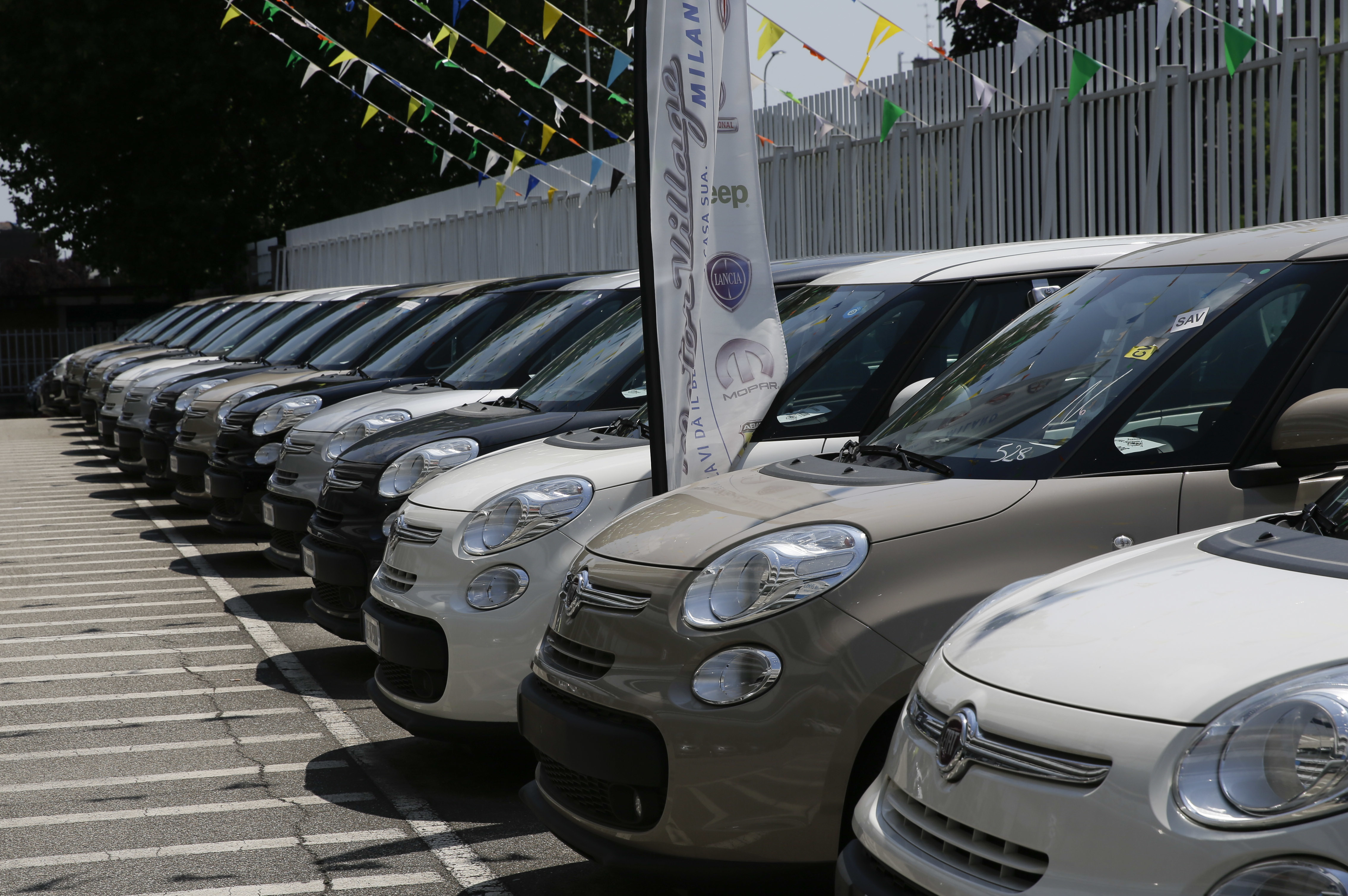 fiat.jpg fiat.jpg