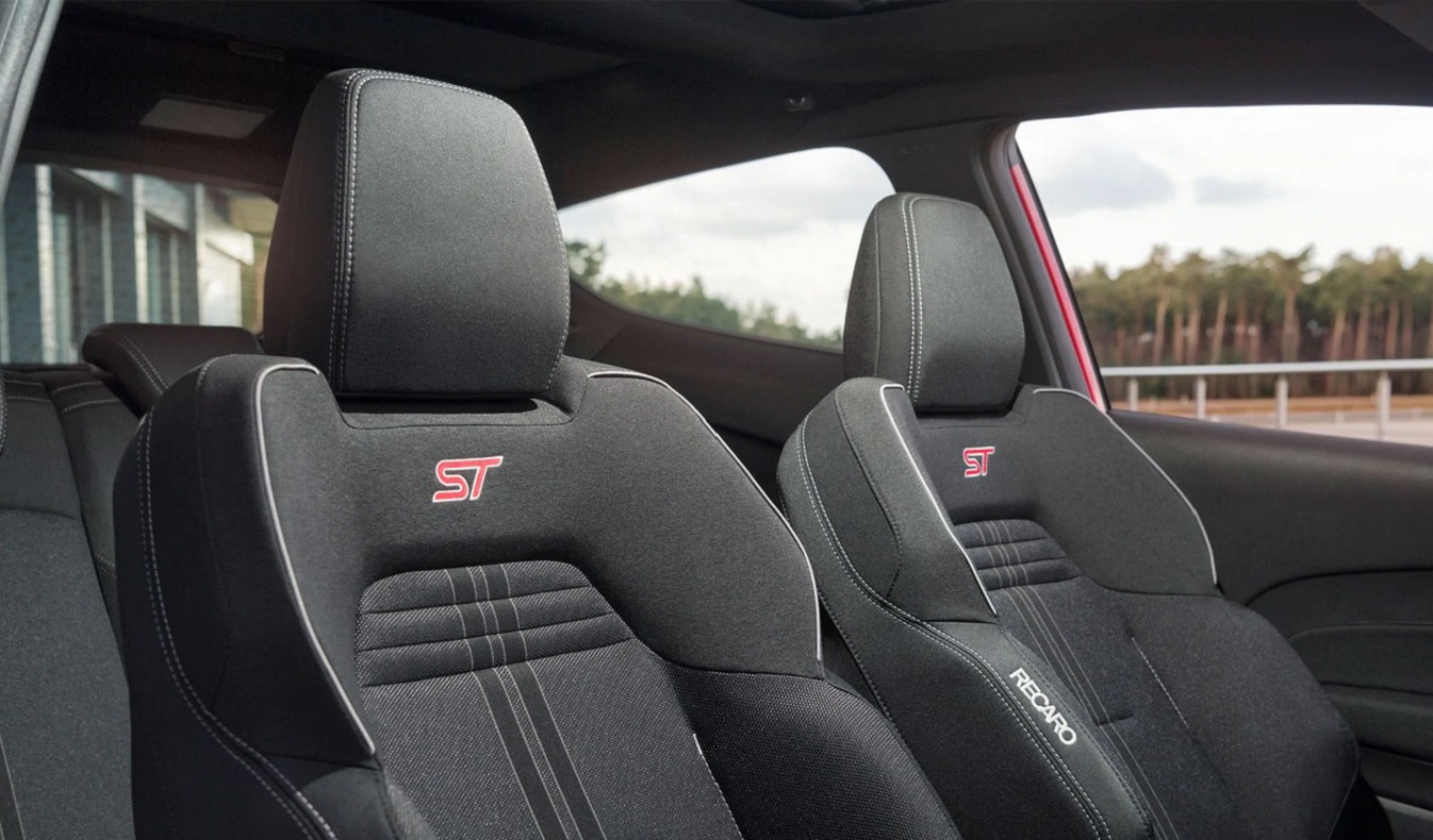 seats.jpg seats.jpg