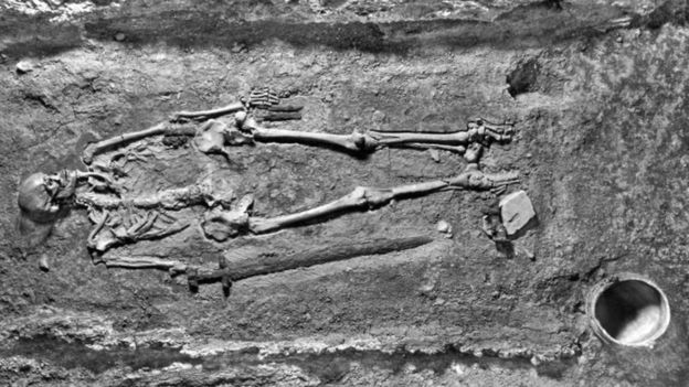 skeletos.png Σκελετός του 10ου αιώνα