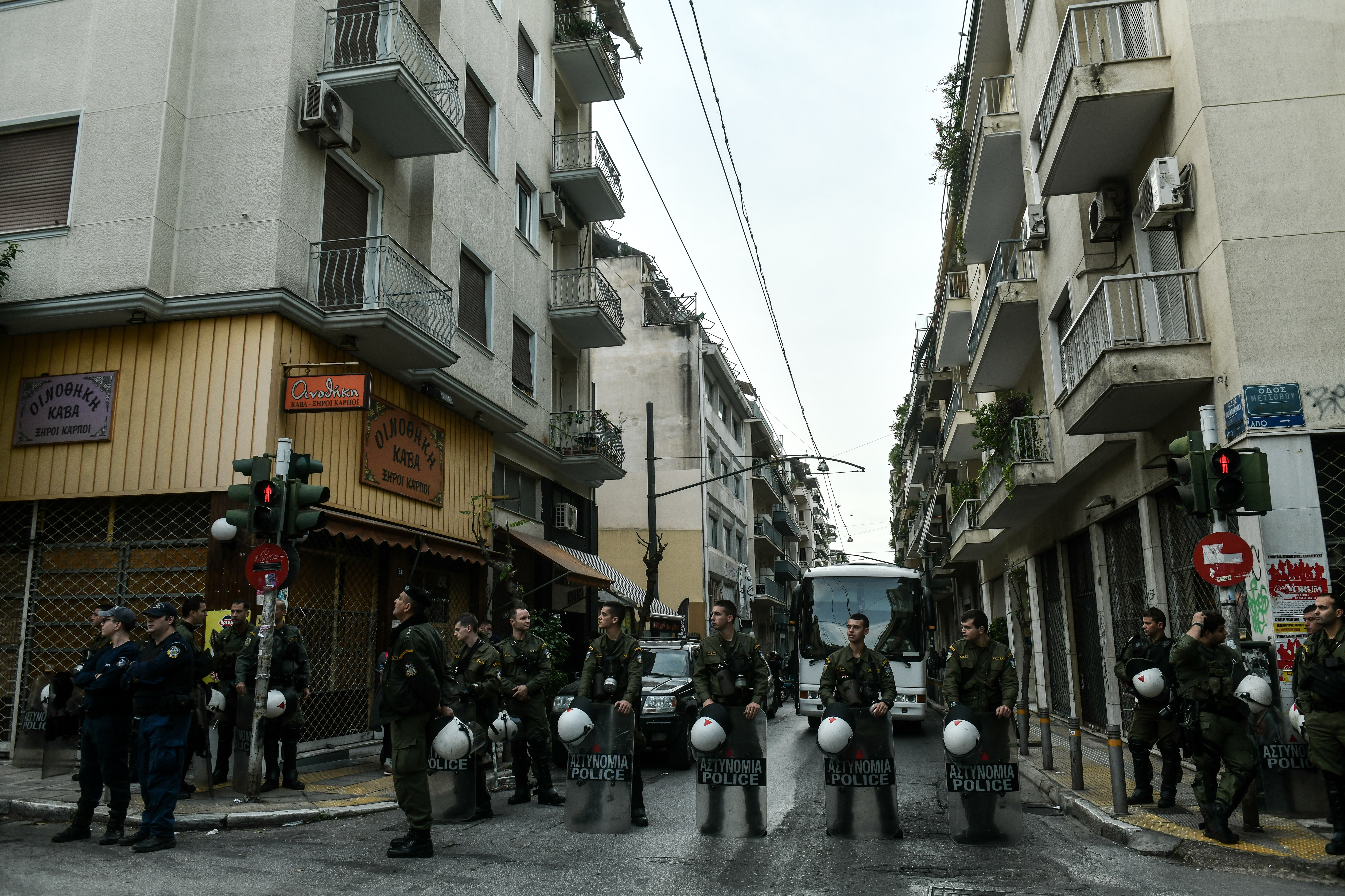 4951447.jpg Εκκένωση κατάληψης στα Εξάρχεια