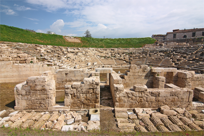 arxaio_theatro.jpg arxaio_theatro.jpg