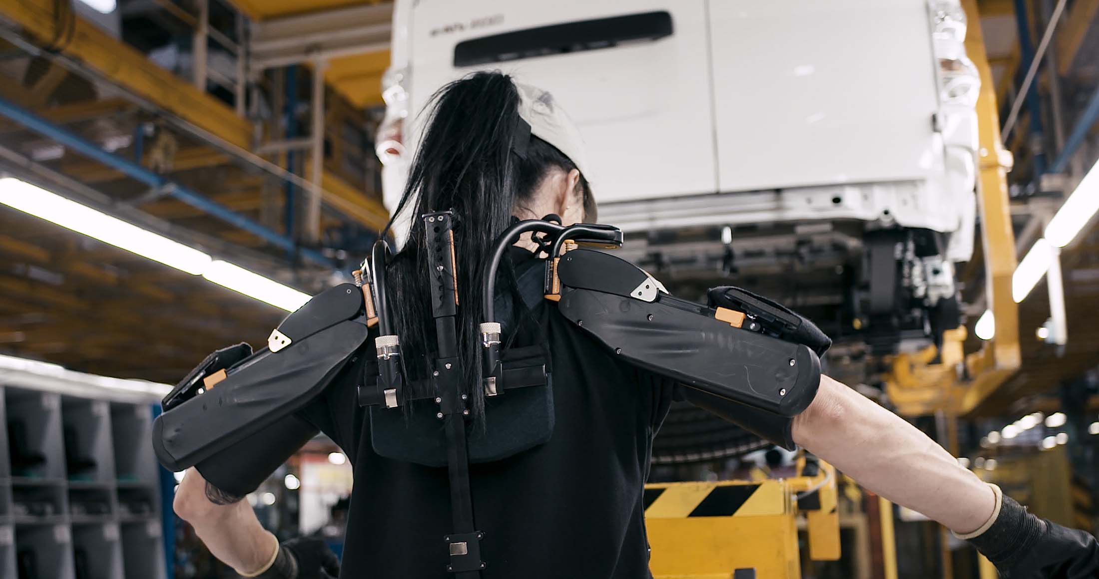 exoskeletons_for_grabs.00_02_22_23.still013.jpg exoskeletons_for_grabs.00_02_22_23.still013.jpg