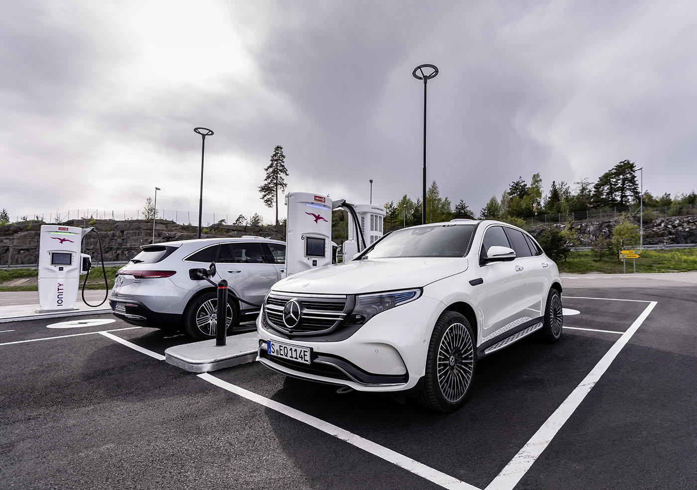 mercedes_eqc_5_copy.jpg mercedes_eqc_5_copy.jpg
