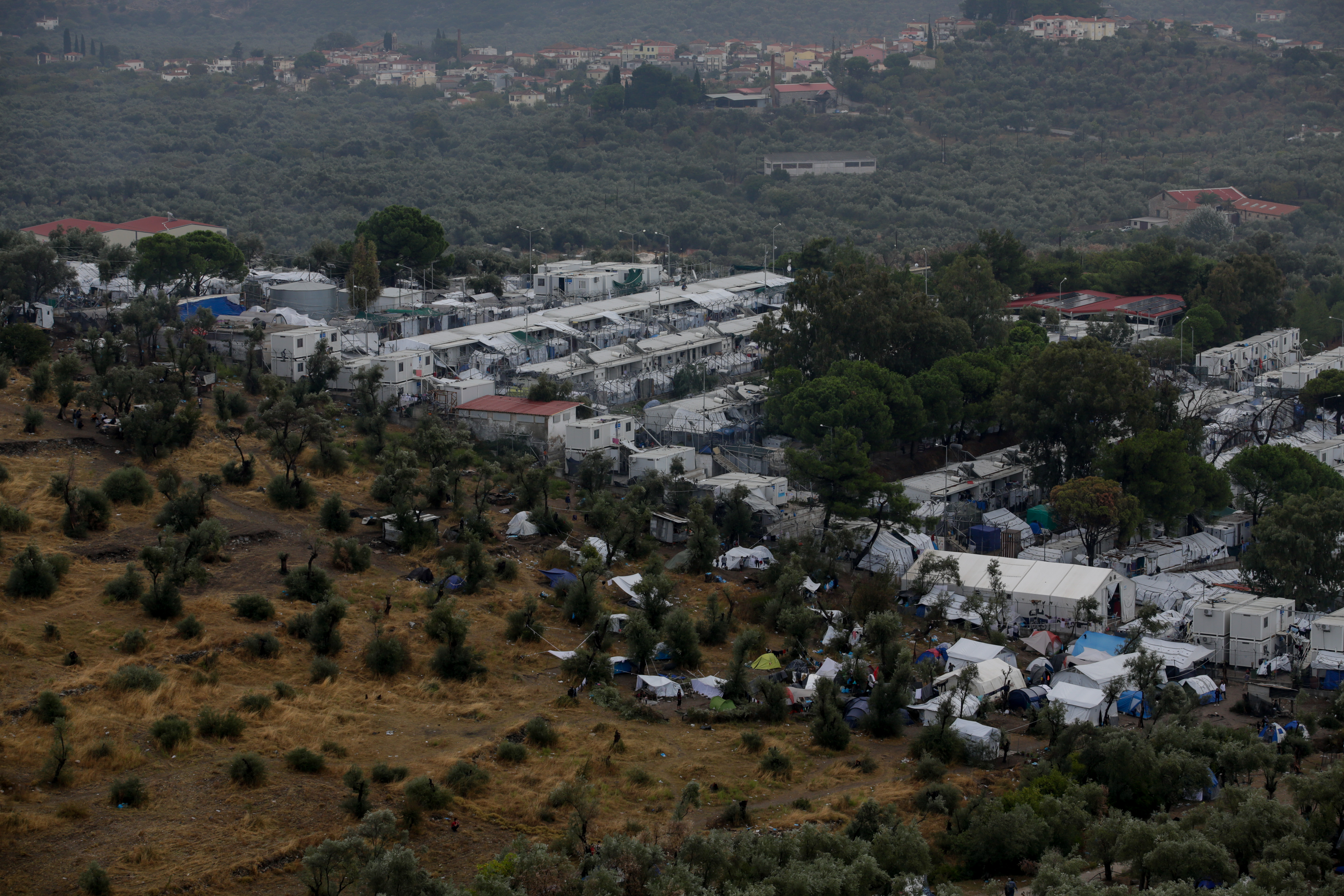 moria.jpg moria.jpg