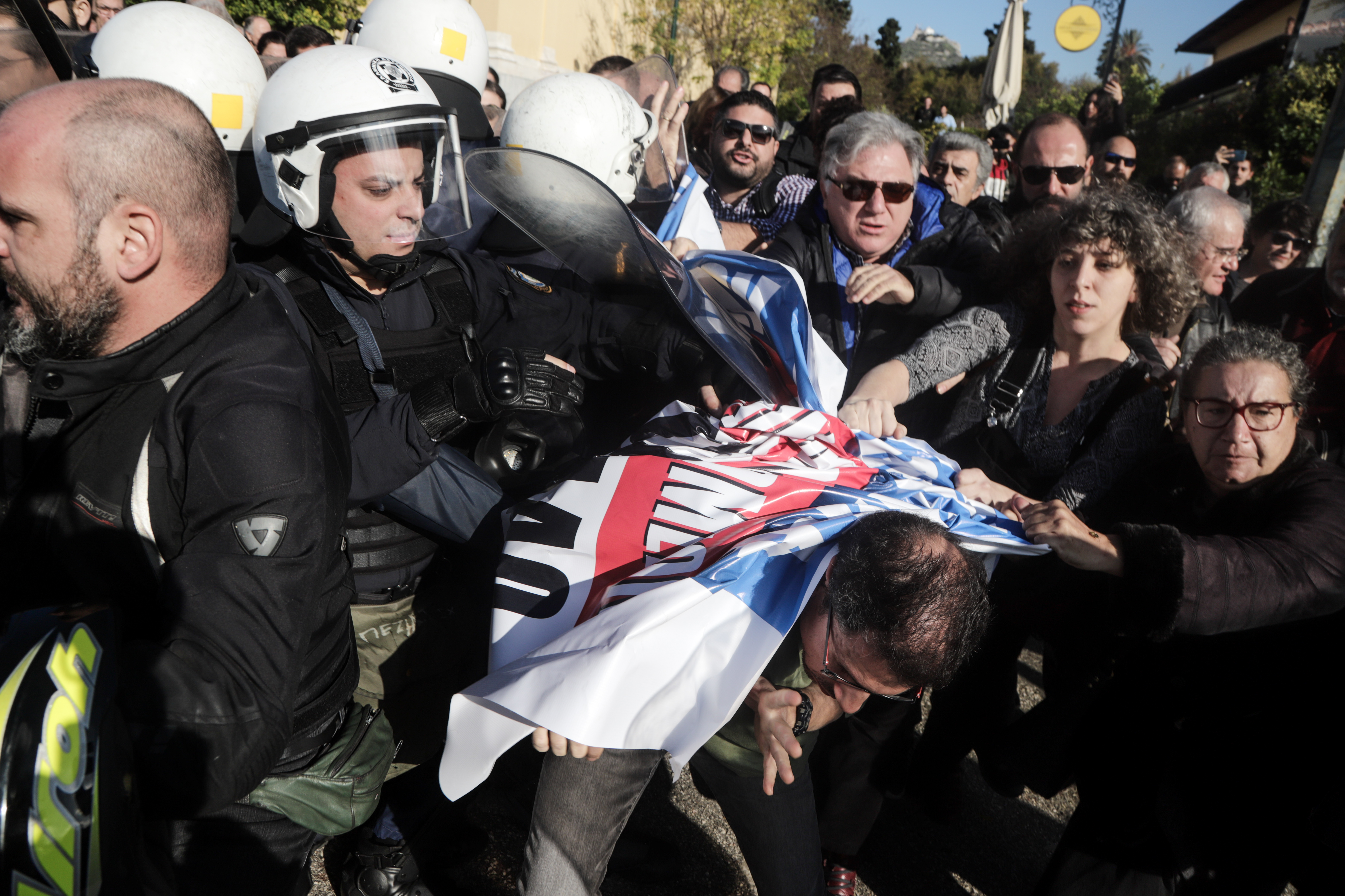 4979070.jpg Επεισόδια στην Αίγλη Ζαππείου
