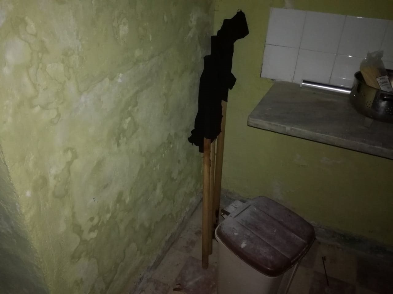 epaulh-4.jpg epaulh-4.jpg