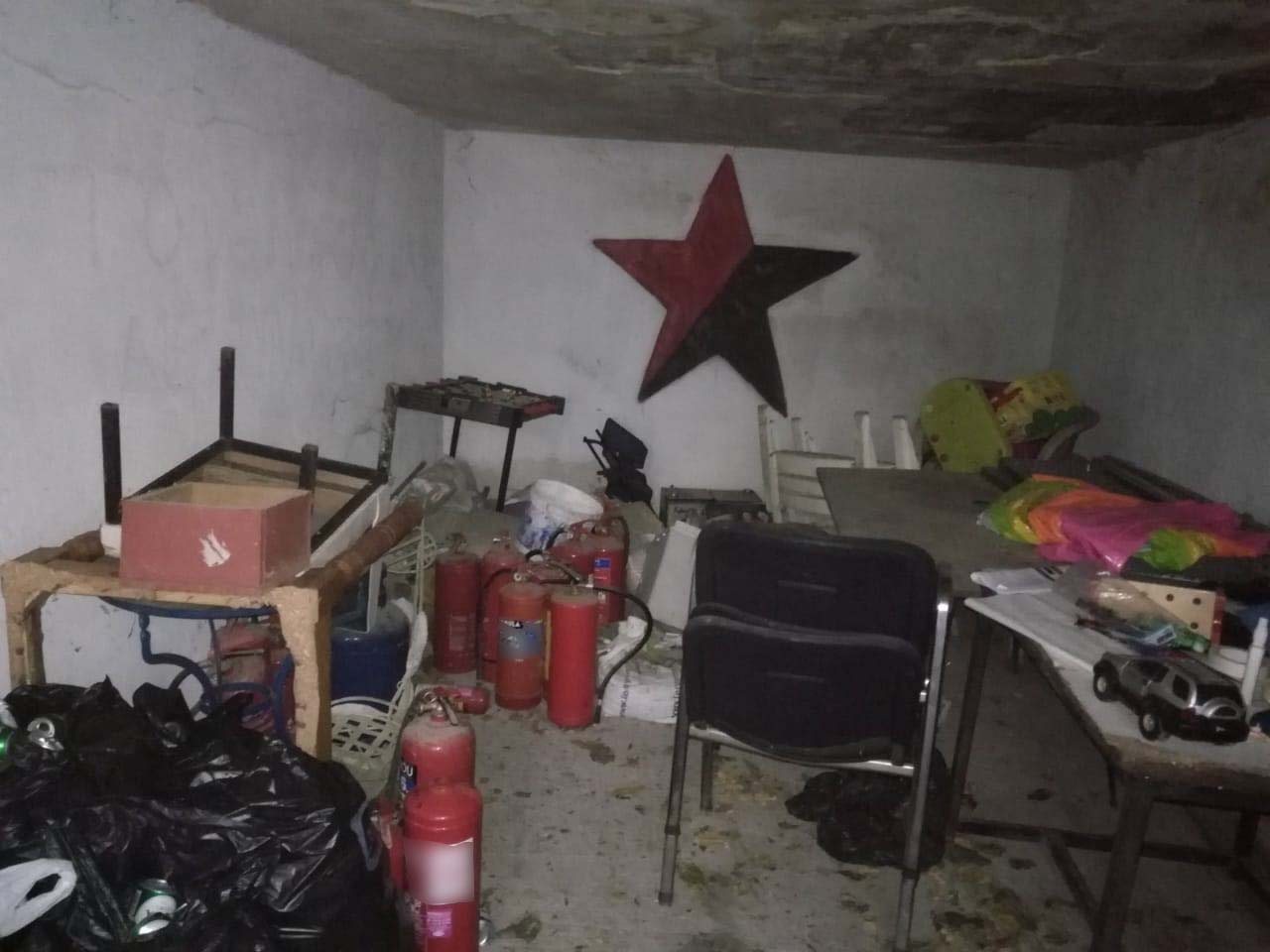 epaulh-5.jpg epaulh-5.jpg