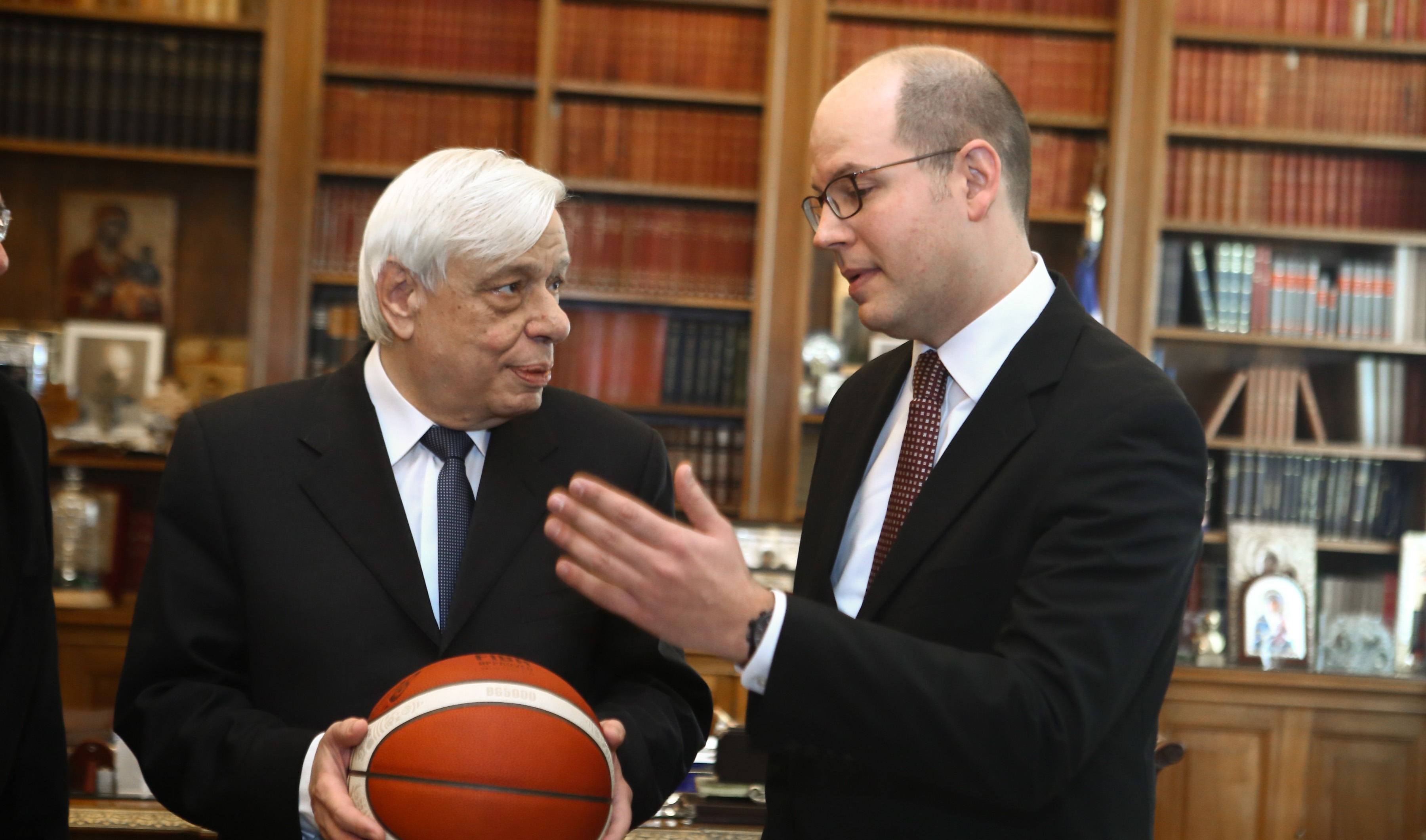 pav22.jpg pav22.jpg