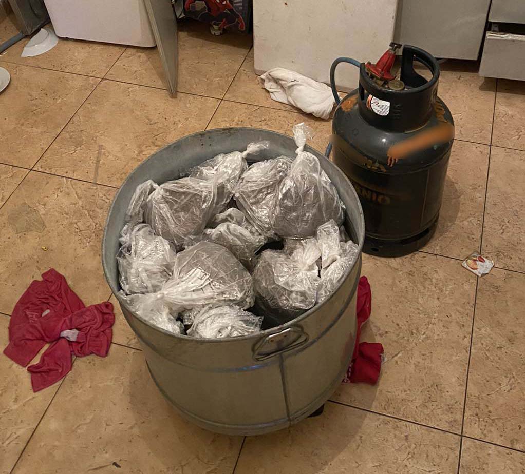 2020-01-24_foto_narkotika_5.jpg φιάλη οξυγόνου