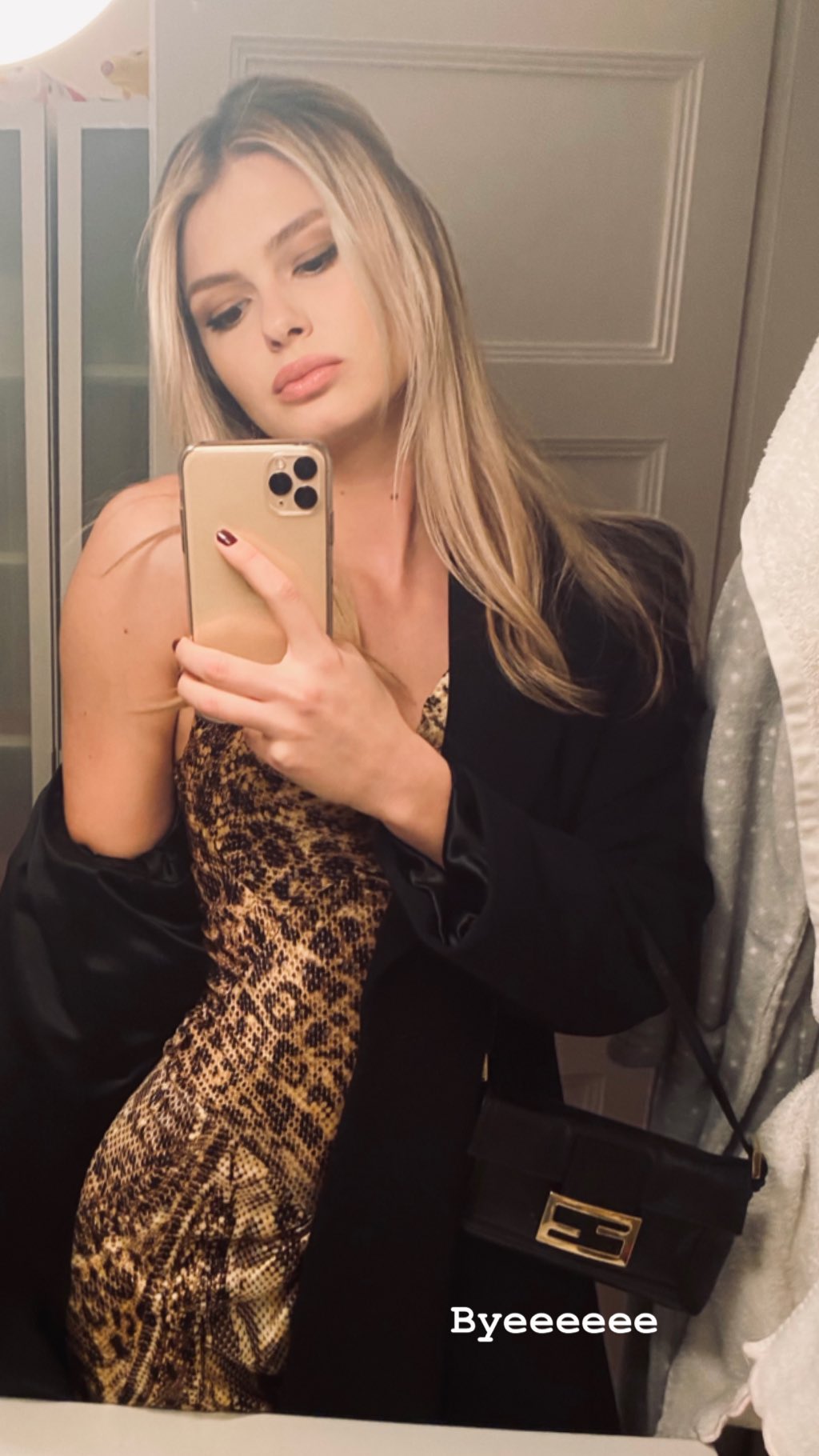 amalia-kostopoulou-selfie-tigre-forema.jpg amalia-kostopoulou-selfie-tigre-forema.jpg