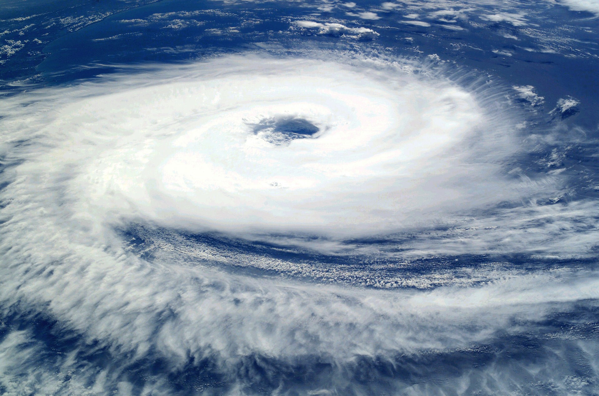 cyclone-62957_1920.jpg cyclone-62957_1920.jpg