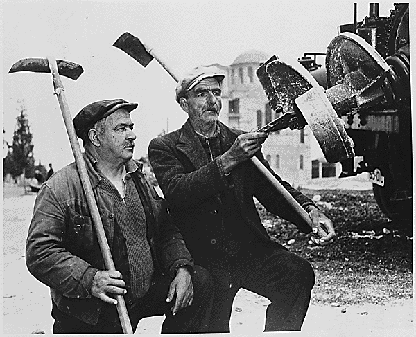greek_workmen_examine_new_earth-boring_truck.gif greek_workmen_examine_new_earth-boring_truck.gif