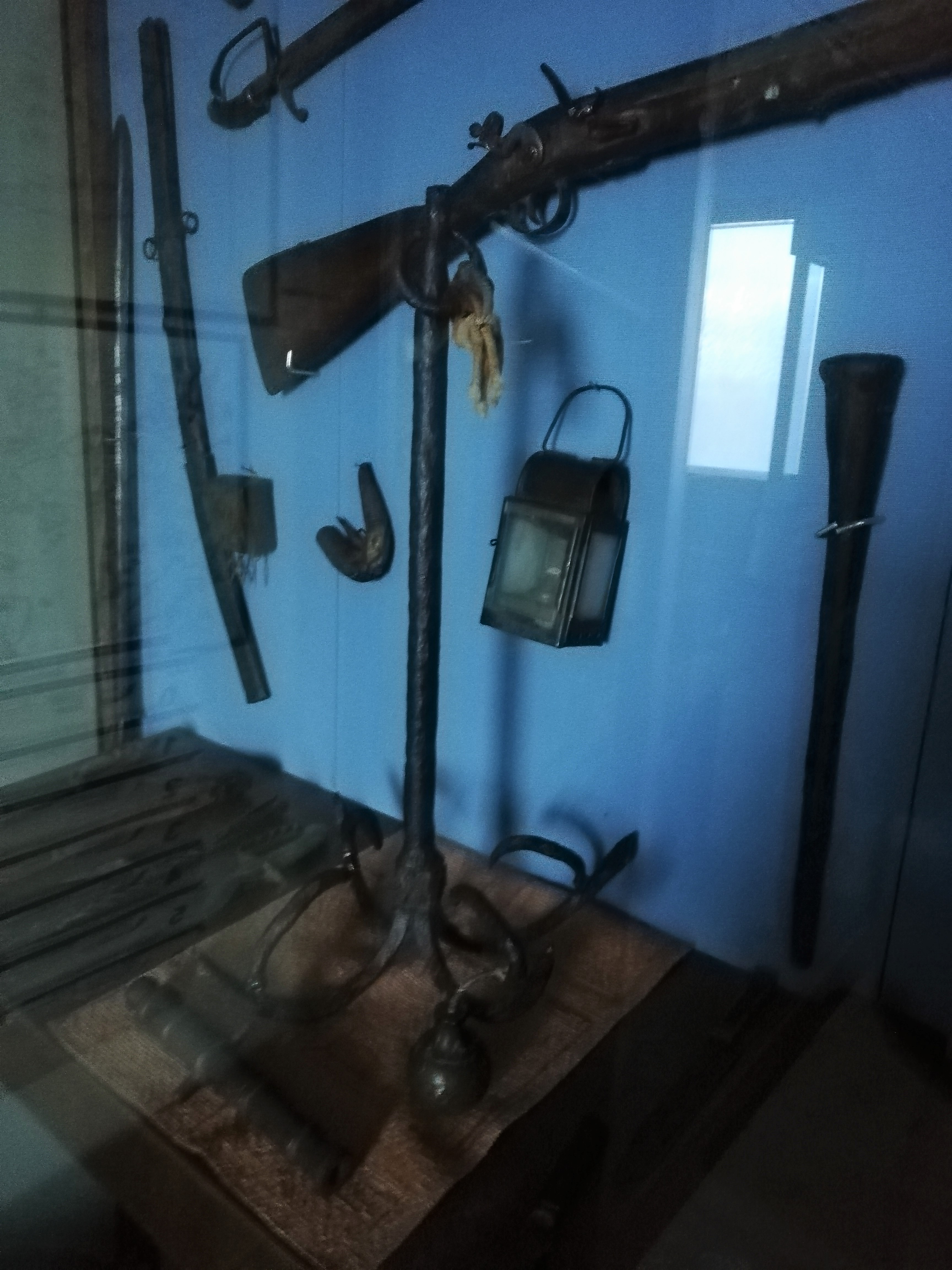 i_agkyra_toy_peirati_tselioy.jpg i_agkyra_toy_peirati_tselioy.jpg